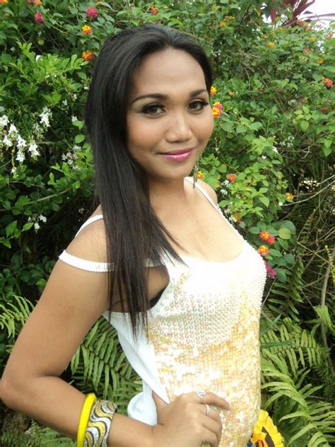 ladyboy pinay|Filipina Shemale Porn Videos: Sexy Pinay Trannies .